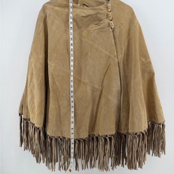 Terry Lewis Tan Suede Leather Fringe Poncho Cape Toggle Button Missy - Picture 6 of 8